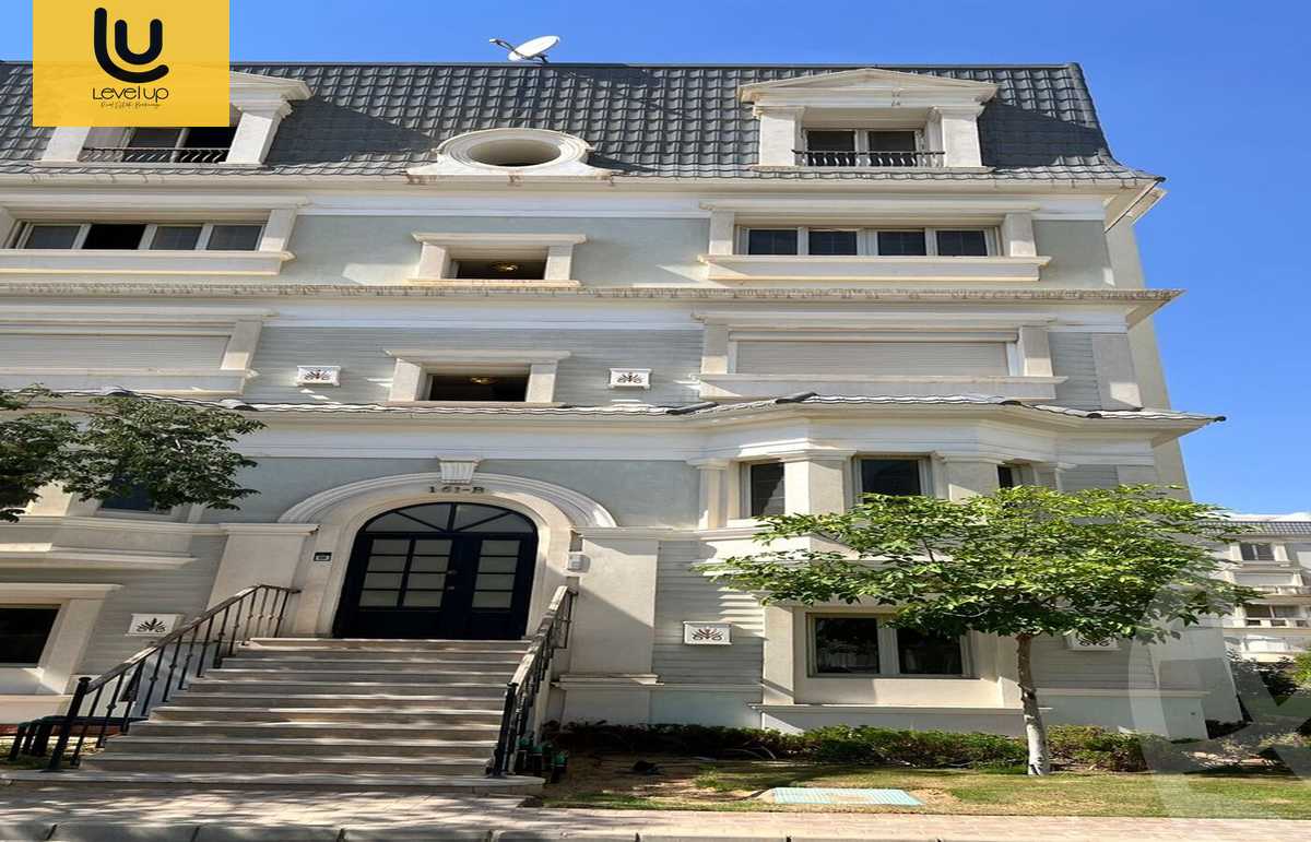https://aqarmap.com.eg/ar/listing/5328807-for-sale-cairo-new-cairo-compounds-mountain-view-hyde-park
