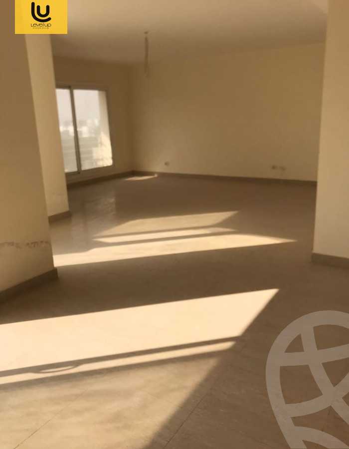 https://aqarmap.com.eg/ar/listing/5388712-for-sale-cairo-new-cairo-compounds-hyde-park