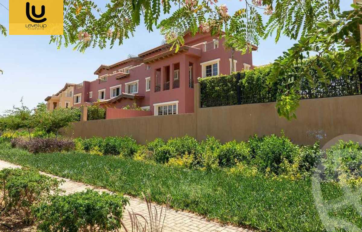 https://aqarmap.com.eg/en/listing/5388818-for-sale-cairo-new-cairo-compounds-hyde-park-centre-ville-hyde-park