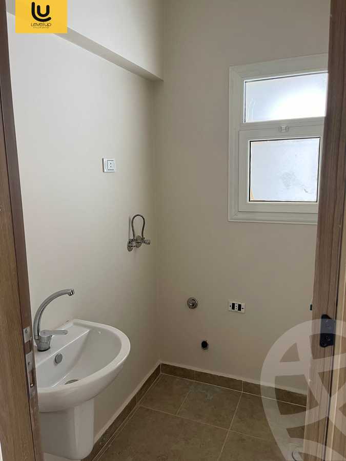 https://aqarmap.com.eg/ar/listing/5415792-for-rent-cairo-new-cairo-compounds-mwntn-fyw-y-syty-club-park-mountain-view-icity