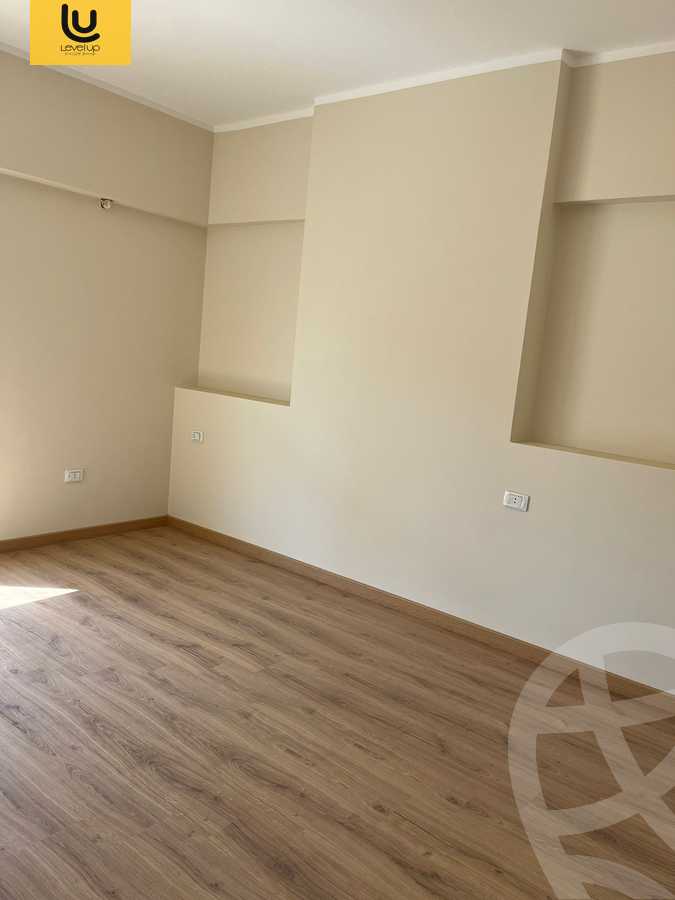 https://aqarmap.com.eg/ar/listing/5415792-for-rent-cairo-new-cairo-compounds-mwntn-fyw-y-syty-club-park-mountain-view-icity