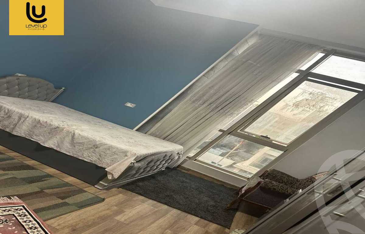 https://aqarmap.com.eg/ar/listing/5416098-for-sale-cairo-new-cairo-compounds-moon-valley