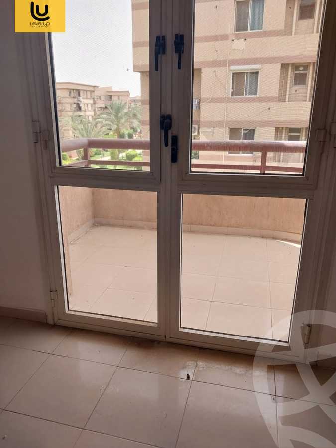https://aqarmap.com.eg/ar/listing/5420278-for-sale-cairo-new-cairo-lrhb-city-phase-4-mostafa-kamel-st