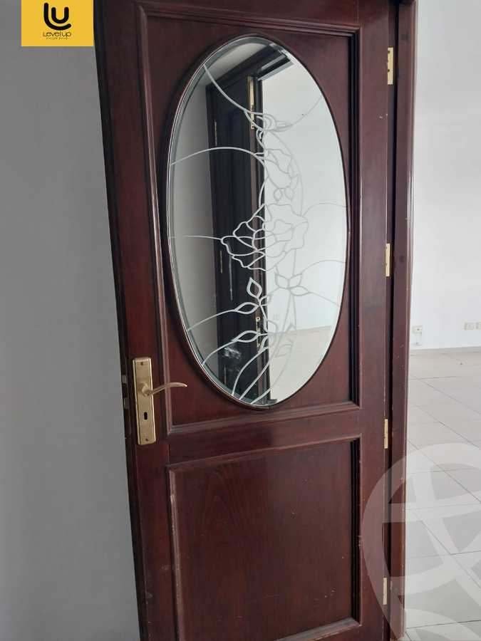 https://aqarmap.com.eg/ar/listing/5420278-for-sale-cairo-new-cairo-lrhb-city-phase-4-mostafa-kamel-st