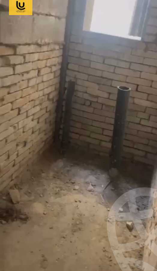 https://aqarmap.com.eg/ar/listing/5421464-for-sale-cairo-new-cairo-compounds-kmbwnd-kryk-twn-il-cazar