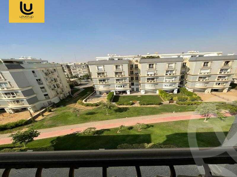 https://aqarmap.com.eg/ar/listing/5435481-for-sale-cairo-new-cairo-compounds-mountain-view-hyde-park