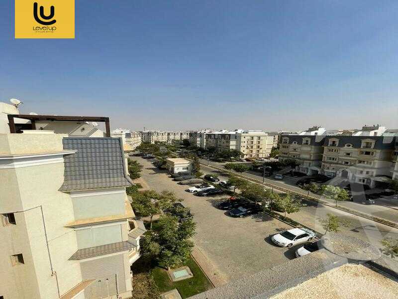 https://aqarmap.com.eg/ar/listing/5435481-for-sale-cairo-new-cairo-compounds-mountain-view-hyde-park