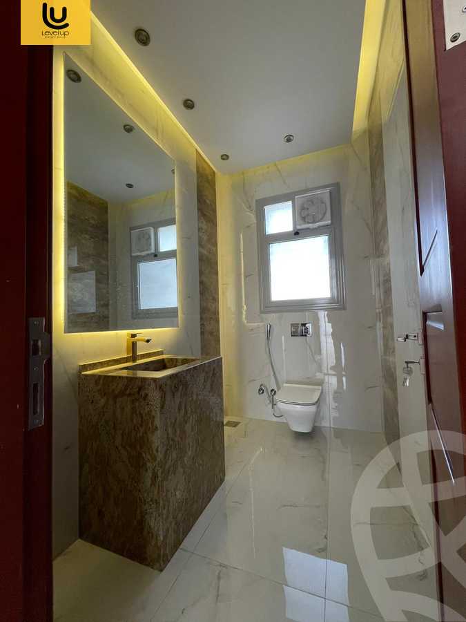 https://aqarmap.com.eg/en/listing/5436208-for-rent-cairo-new-cairo-compounds-village-gate-mall-palm-hills