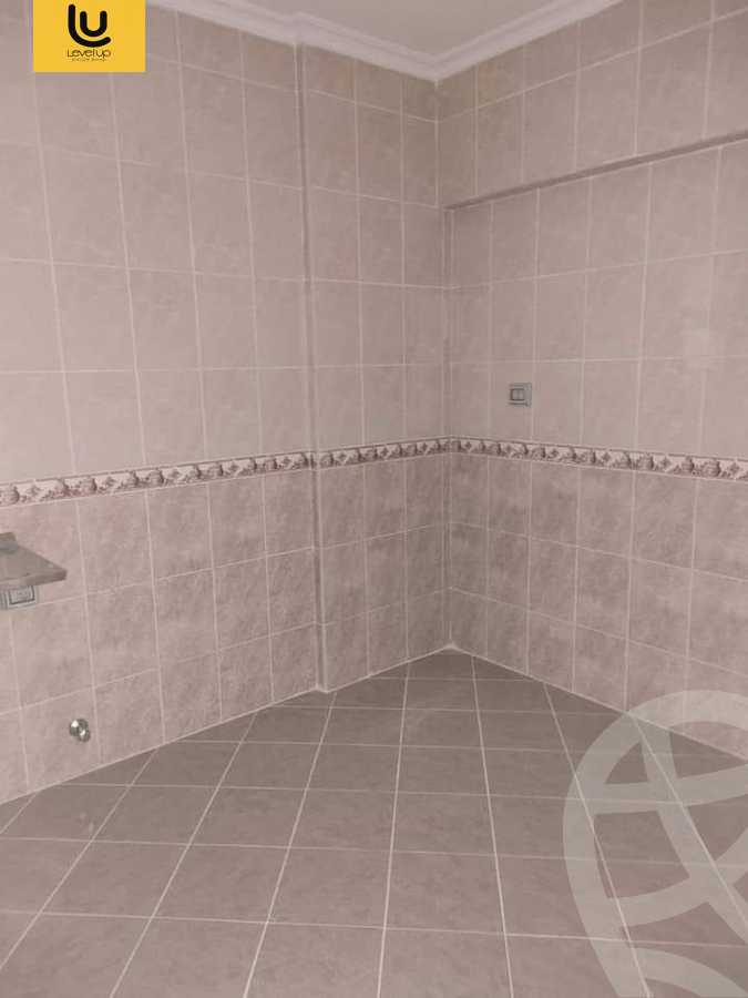 https://aqarmap.com.eg/ar/listing/5455103-for-sale-cairo-new-cairo-lrhb-city-phase-5-talaat-mostafa-st