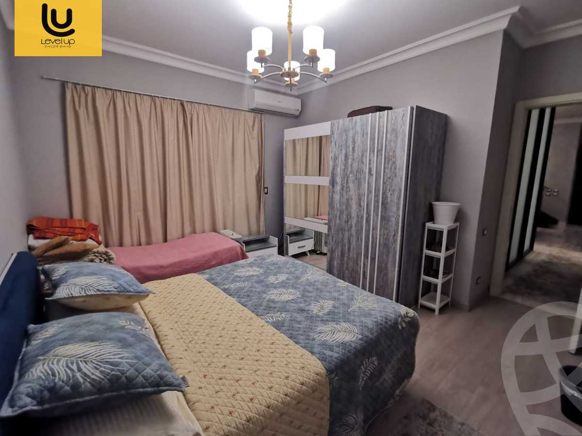 https://aqarmap.com.eg/ar/listing/5462399-for-sale-cairo-new-cairo-compounds-kmbwnd-fyldj-jyt-blm-hylz