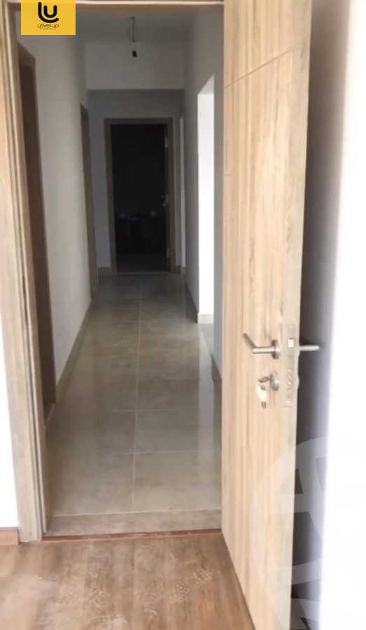 https://aqarmap.com.eg/ar/listing/5462466-for-sale-cairo-new-cairo-compounds-fifth-square