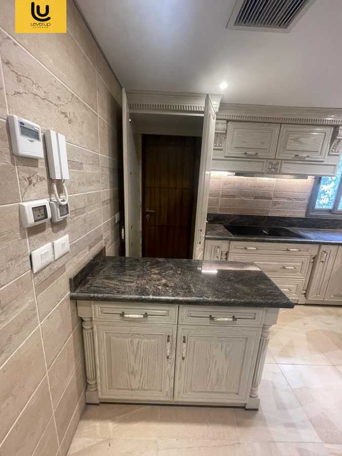 https://aqarmap.com.eg/ar/listing/5462478-for-rent-cairo-new-cairo-compounds-fifth-square
