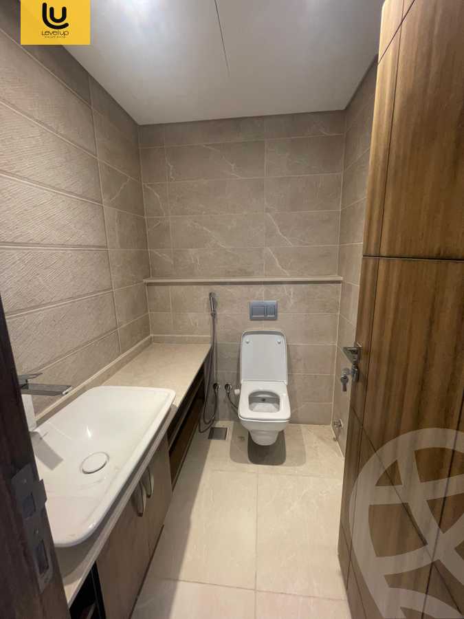 https://aqarmap.com.eg/ar/listing/5462478-for-rent-cairo-new-cairo-compounds-fifth-square