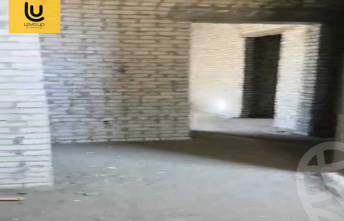 https://aqarmap.com.eg/ar/listing/5462642-for-sale-cairo-new-cairo-compounds-blm-hylz-nyw-kyrw