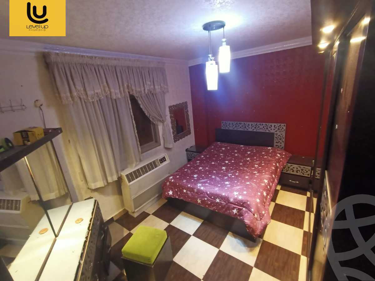 https://aqarmap.com.eg/en/listing/5465752-for-sale-cairo-new-cairo-compounds-el-ashrafia