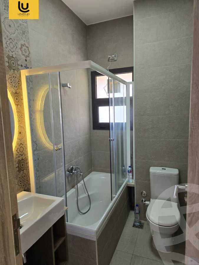 https://aqarmap.com.eg/ar/listing/5465836-for-sale-cairo-new-cairo-compounds-fifth-square