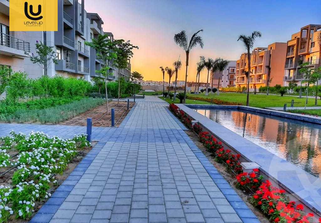 https://aqarmap.com.eg/en/listing/5466078-for-sale-cairo-new-cairo-compounds-fifth-square