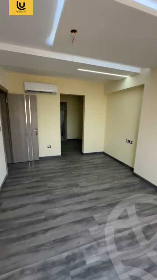 https://aqarmap.com.eg/ar/listing/5502124-for-sale-cairo-new-cairo-compounds-hyde-park-parkway-hyde-park-compound