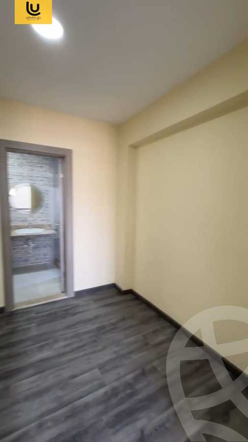 https://aqarmap.com.eg/ar/listing/5502124-for-sale-cairo-new-cairo-compounds-hyde-park-parkway-hyde-park-compound