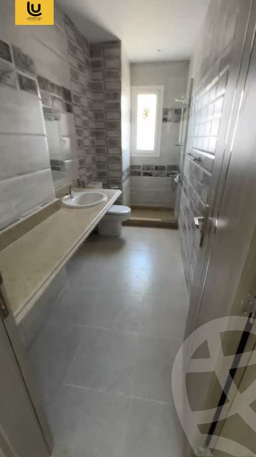 https://aqarmap.com.eg/ar/listing/5502124-for-sale-cairo-new-cairo-compounds-hyde-park-parkway-hyde-park-compound