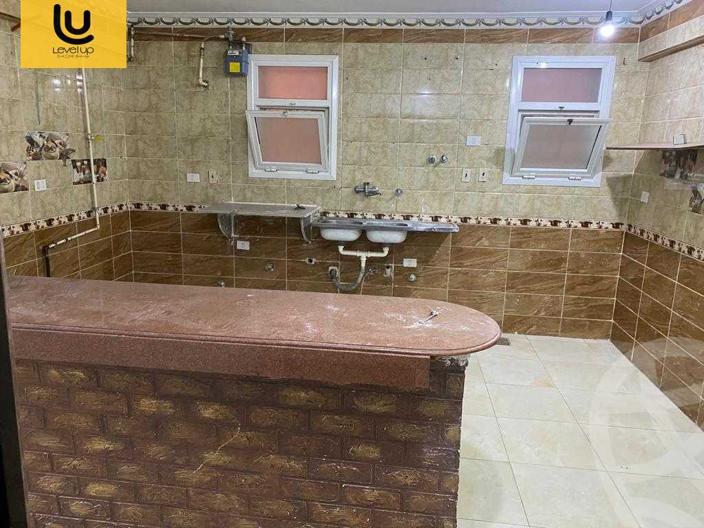 https://aqarmap.com.eg/en/listing/5509095-for-sale-cairo-new-cairo-lrhb-city-phase-4-mostafa-el-nahaas-st