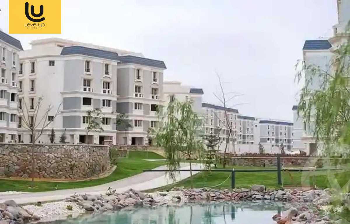 https://aqarmap.com.eg/ar/listing/5528501-for-sale-cairo-new-cairo-compounds-mountain-view-hyde-park