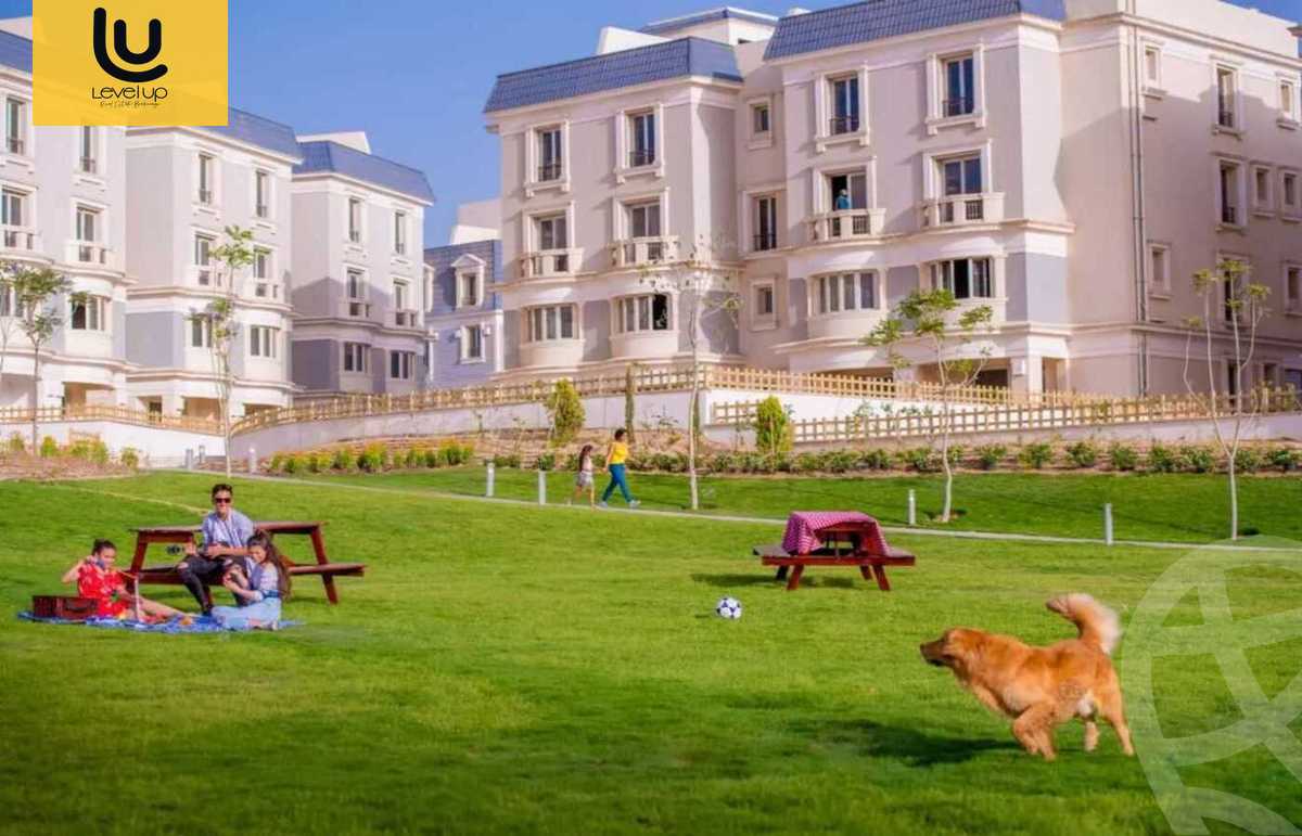https://aqarmap.com.eg/ar/listing/5528501-for-sale-cairo-new-cairo-compounds-mountain-view-hyde-park