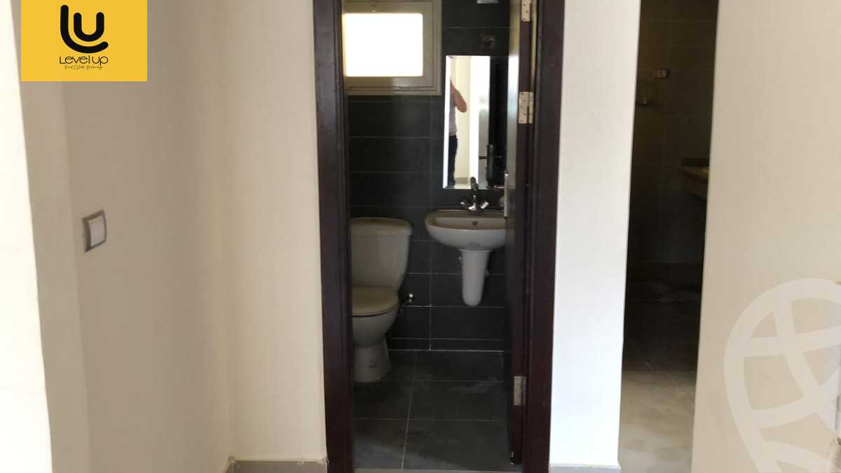 https://aqarmap.com.eg/en/listing/5558157-for-sale-cairo-new-cairo-compounds-jyd