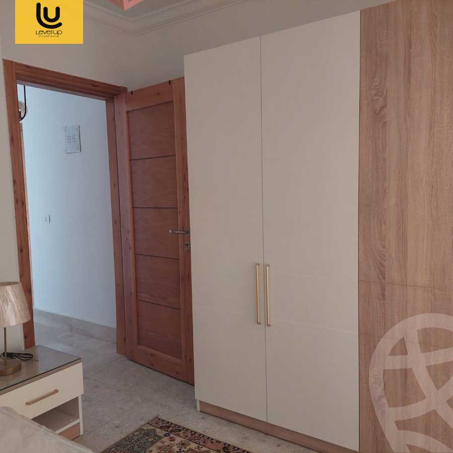 https://aqarmap.com.eg/ar/listing/5574624-for-rent-cairo-new-cairo-compounds-stwn-ryzydns-by-ar-y-llttwyr