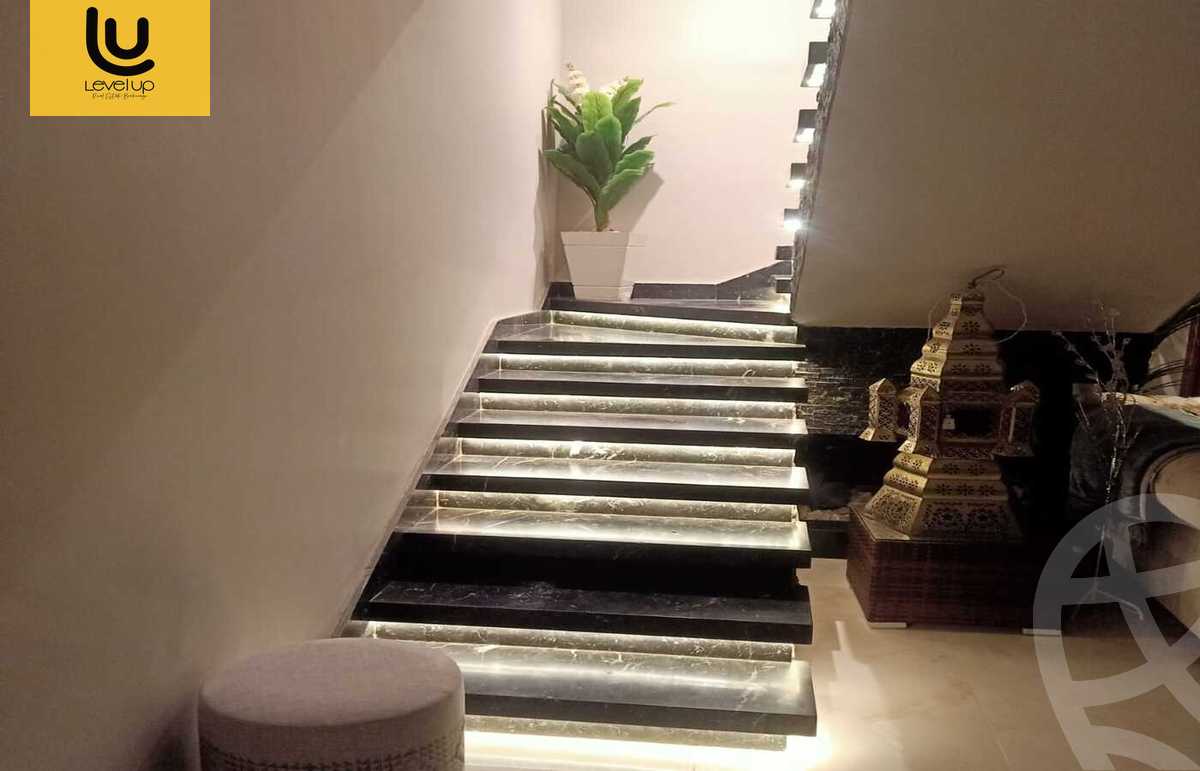 https://aqarmap.com.eg/en/listing/5575377-for-sale-cairo-new-cairo-compounds-stwn-ryzydns-by-ar-y-llttwyr