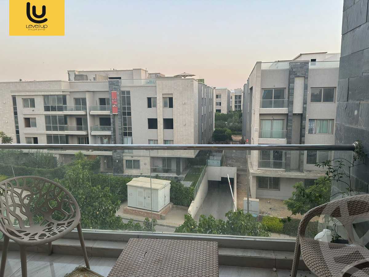 https://aqarmap.com.eg/en/listing/5575414-for-sale-cairo-new-cairo-compounds-galleria-moon-valley