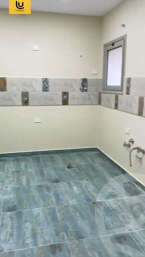 https://aqarmap.com.eg/ar/listing/5575499-for-sale-cairo-new-cairo-compounds-moon-valley-2