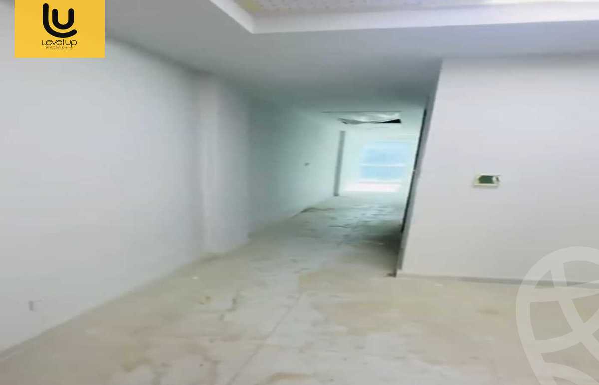https://aqarmap.com.eg/ar/listing/5575737-for-sale-cairo-new-cairo-compounds-bznys-bls-ktlyst-llttwyr