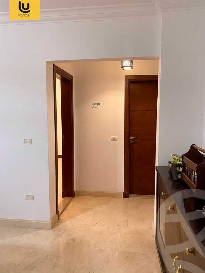 https://aqarmap.com.eg/en/listing/5596404-for-sale-cairo-new-cairo-compounds-el-ashrafia