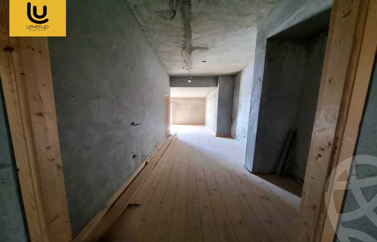 https://aqarmap.com.eg/en/listing/5622825-for-sale-cairo-new-cairo-compounds-galleria-moon-valley