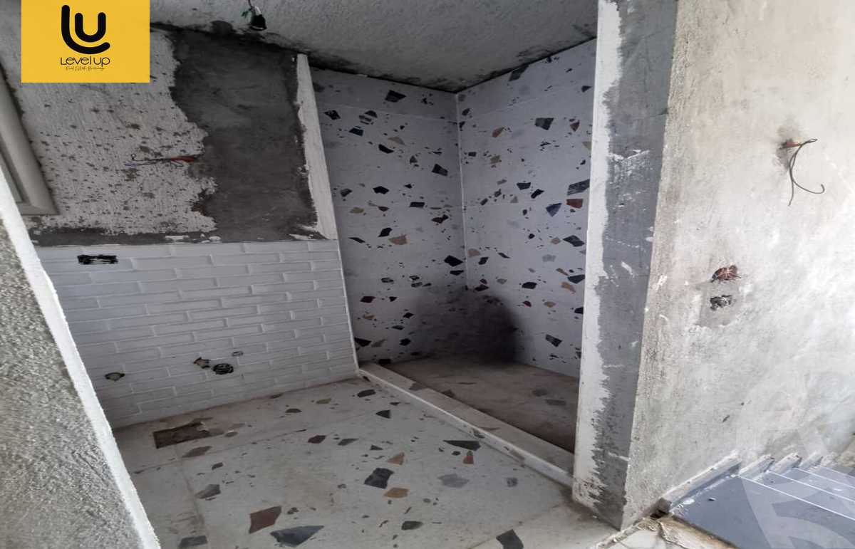 https://aqarmap.com.eg/en/listing/5622825-for-sale-cairo-new-cairo-compounds-galleria-moon-valley