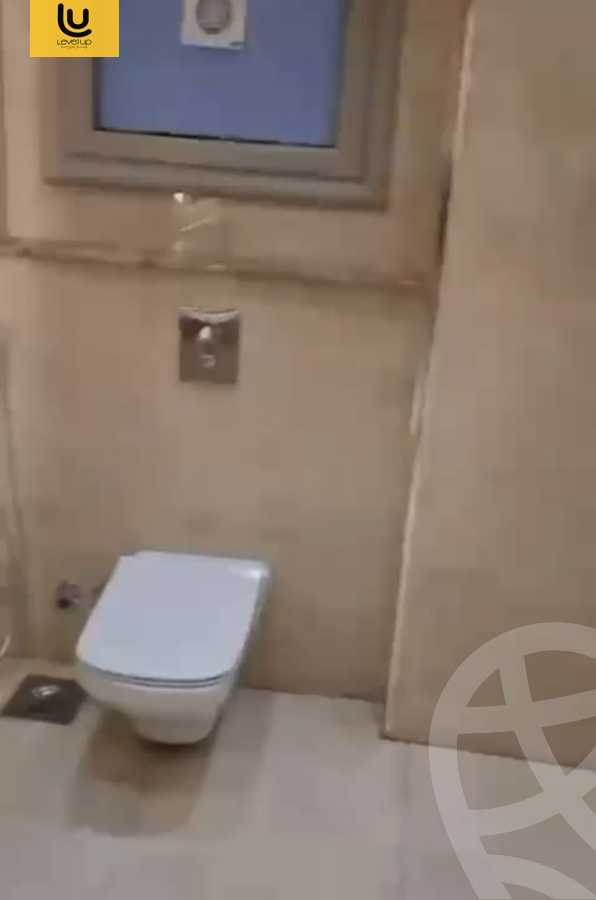 https://aqarmap.com.eg/ar/listing/5643418-for-rent-cairo-new-cairo-compounds-moon-valley-2