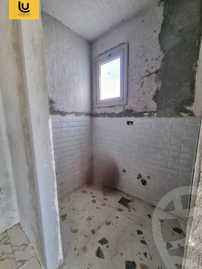 https://aqarmap.com.eg/en/listing/5647340-for-sale-cairo-new-cairo-compounds-galleria-moon-valley