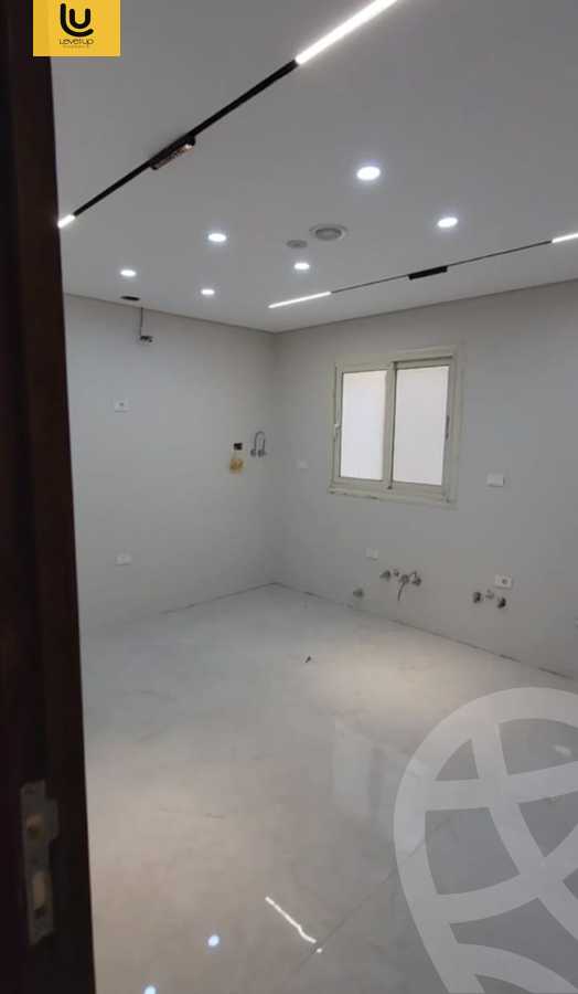 https://aqarmap.com.eg/en/listing/5650069-for-sale-cairo-new-cairo-compounds-stwn-ryzydns-by-ar-y-llttwyr