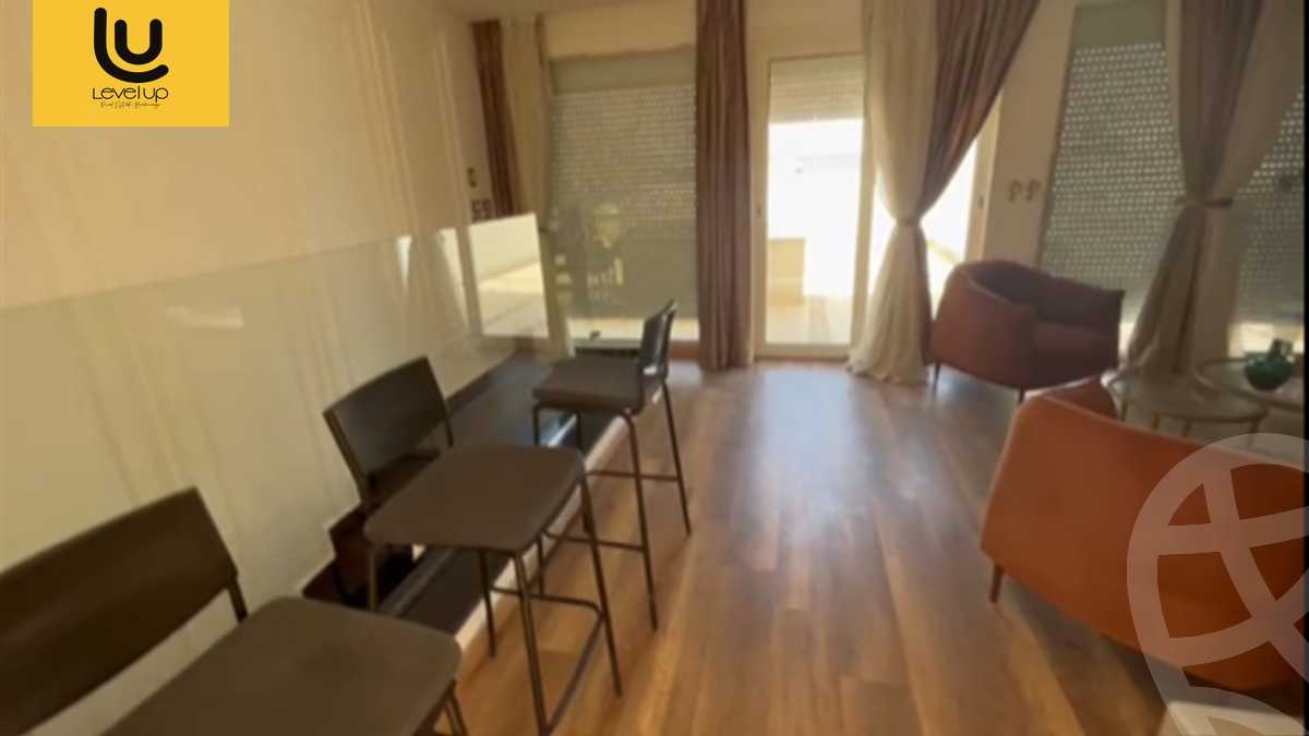 https://aqarmap.com.eg/ar/listing/5685650-for-sale-cairo-new-cairo-compounds-mountain-view-hyde-park