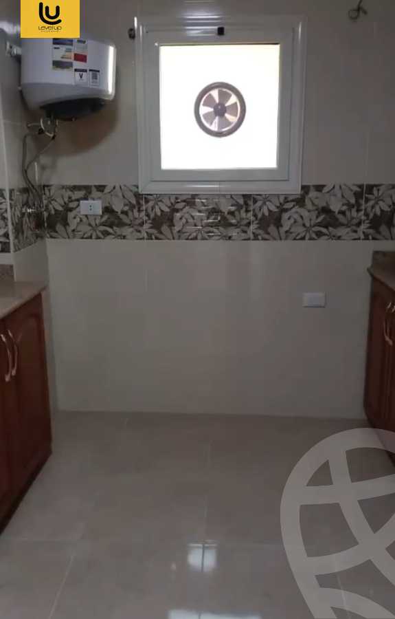 https://aqarmap.com.eg/ar/listing/5688149-for-rent-cairo-new-cairo-compounds-the-square