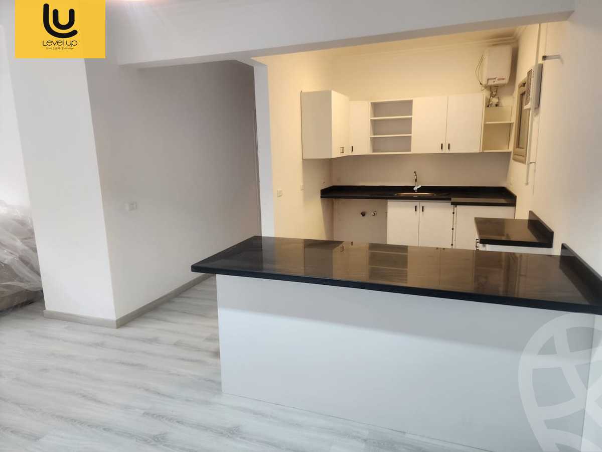 https://aqarmap.com.eg/en/listing/5733695-for-sale-cairo-new-cairo-compounds-moon-valley