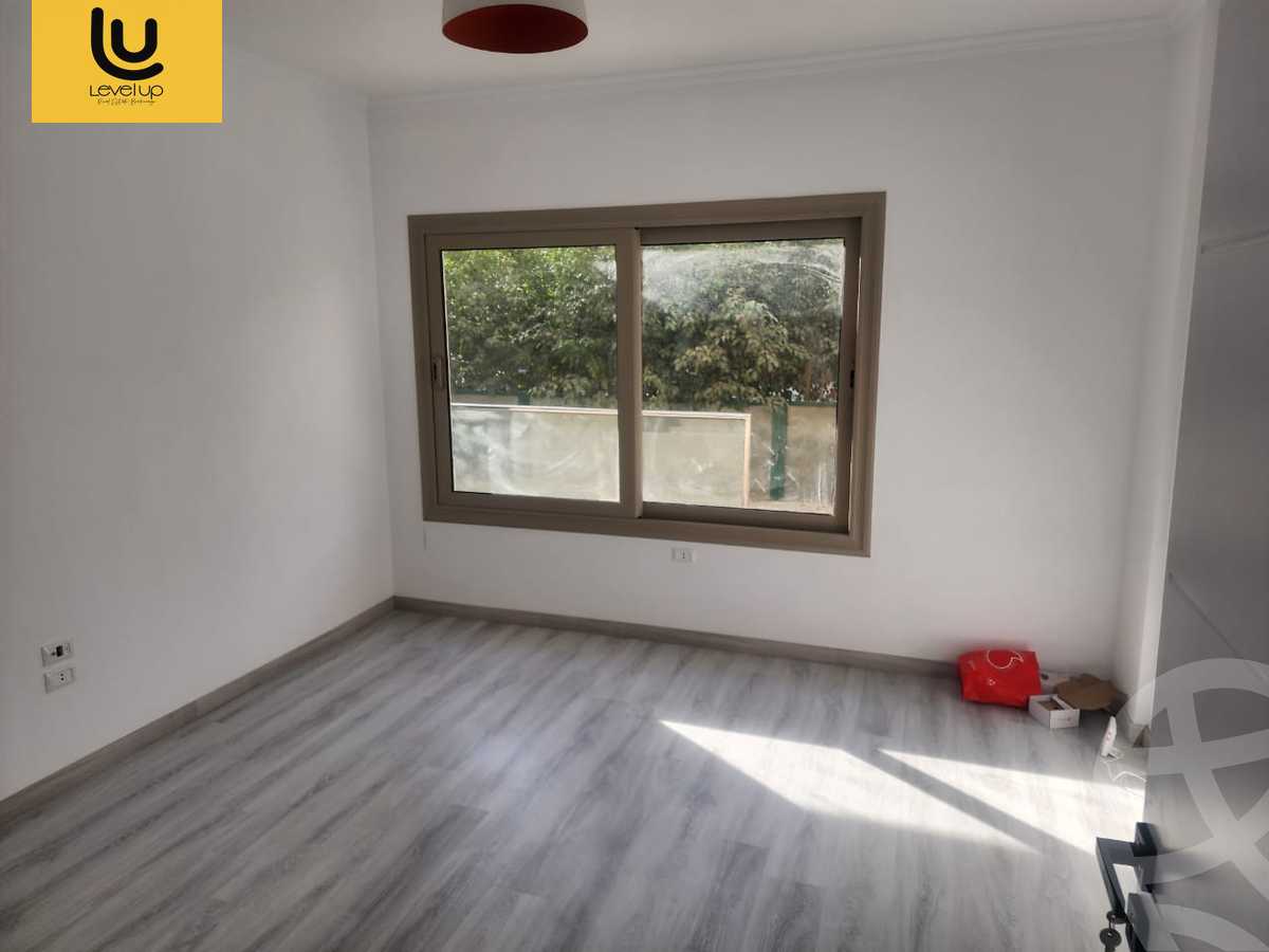 https://aqarmap.com.eg/en/listing/5733695-for-sale-cairo-new-cairo-compounds-moon-valley