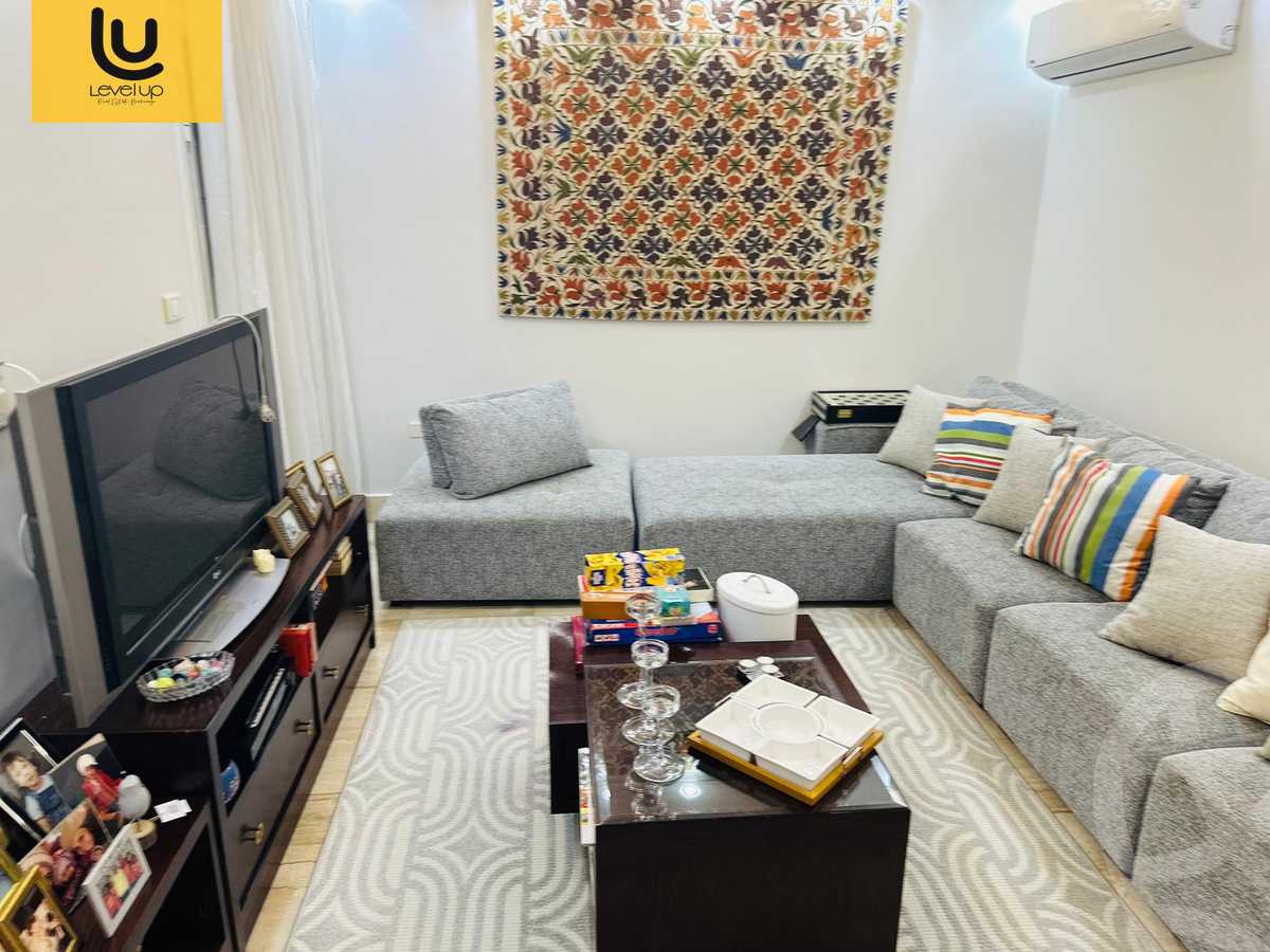 https://aqarmap.com.eg/ar/listing/5737711-for-sale-cairo-new-cairo-compounds-mountain-view-hyde-park