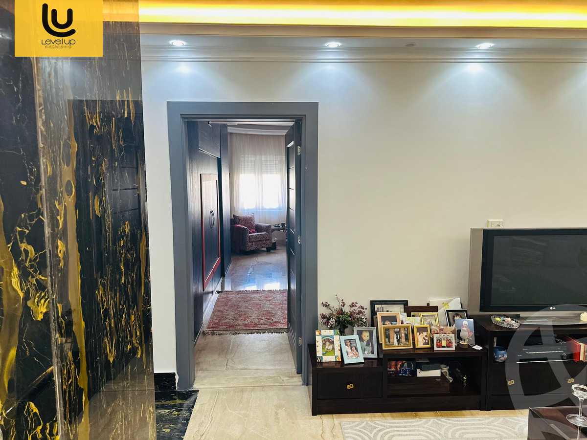https://aqarmap.com.eg/ar/listing/5737711-for-sale-cairo-new-cairo-compounds-mountain-view-hyde-park