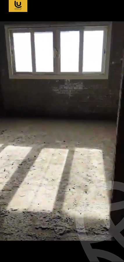 https://aqarmap.com.eg/ar/listing/5740319-for-sale-cairo-new-cairo-compounds-mountain-view-hyde-park