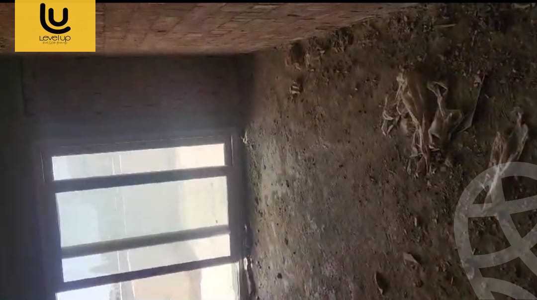 https://aqarmap.com.eg/en/listing/5762285-for-sale-cairo-new-cairo-compounds-moon-valley