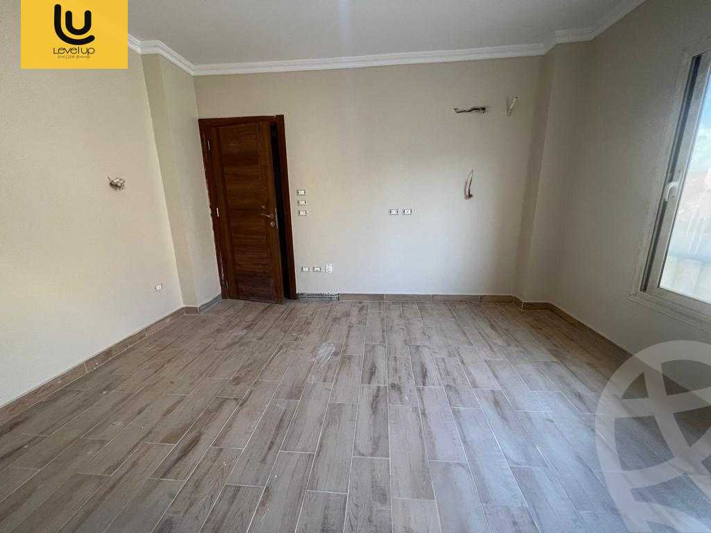 https://aqarmap.com.eg/ar/listing/5762359-for-sale-cairo-new-cairo-compounds-brwmynd-ryzydns-wdy-djl-llttwyr