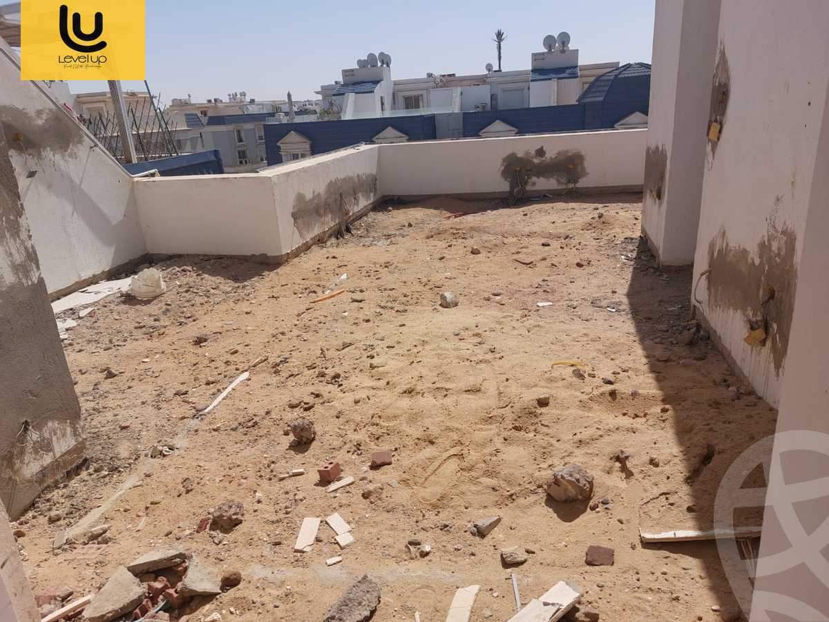 https://aqarmap.com.eg/ar/listing/5789132-for-sale-cairo-new-cairo-compounds-mountain-view-hyde-park