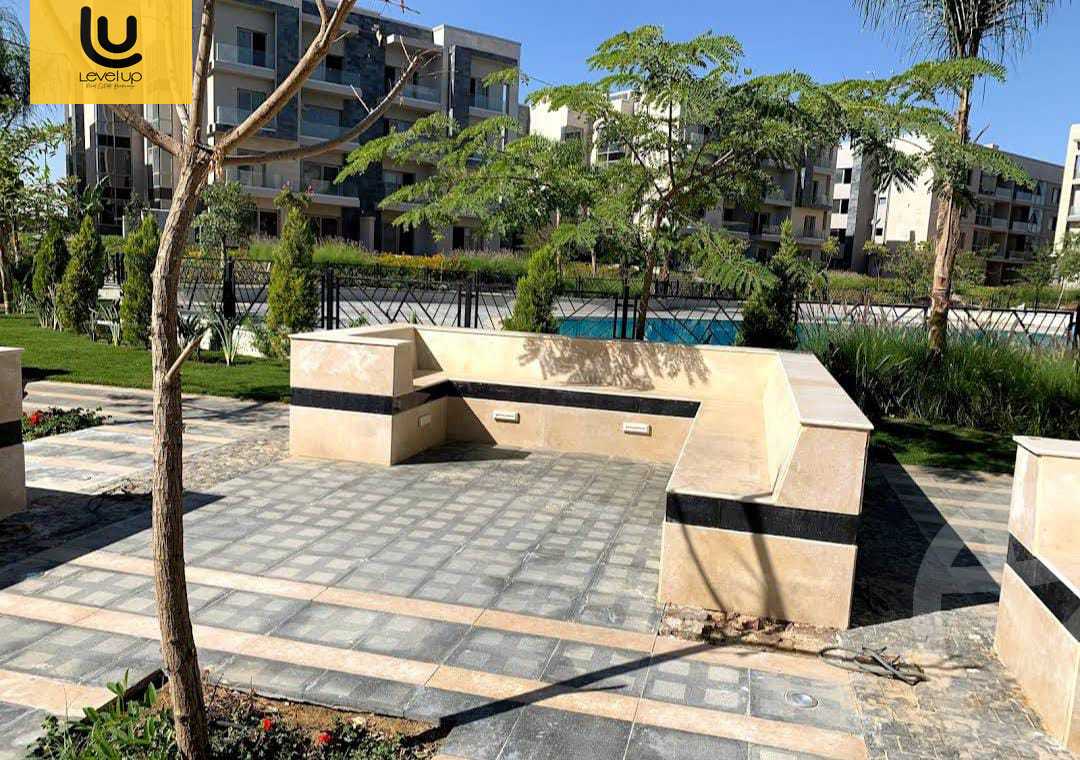 https://aqarmap.com.eg/en/listing/5839529-for-sale-cairo-new-cairo-compounds-galleria-moon-valley